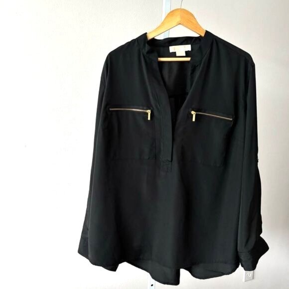 Michael Kors Tops - Michael Kors Blouse 2X Zip Pockets V Neck Quiet Luxury Dark Academia Soft Girl